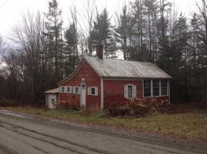 http://preservationinpink.wordpress.com/2012/11/29/abandoned-vermont-dover-schoolhouse/20121129-010145-jpg/